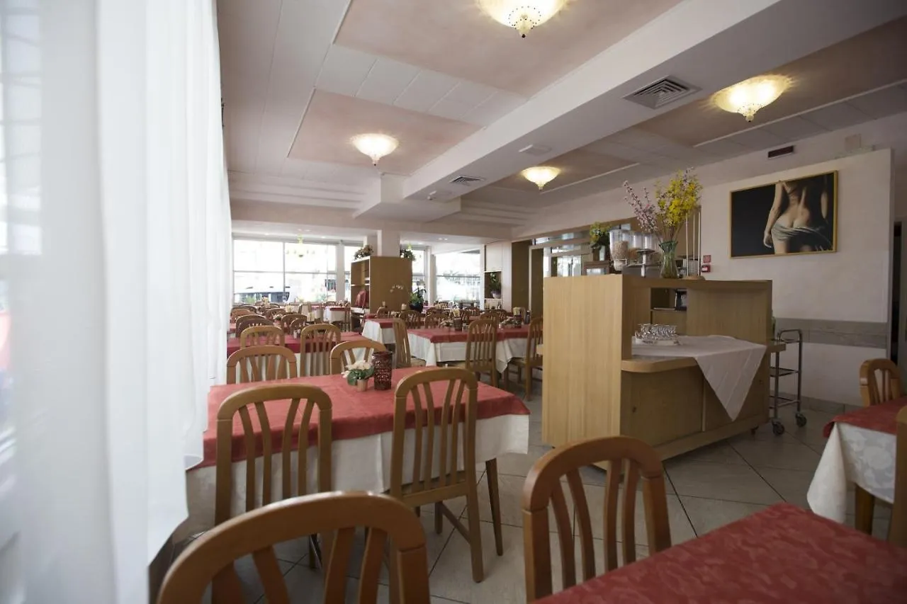 Hotel Desiree 3*, Cesenatico