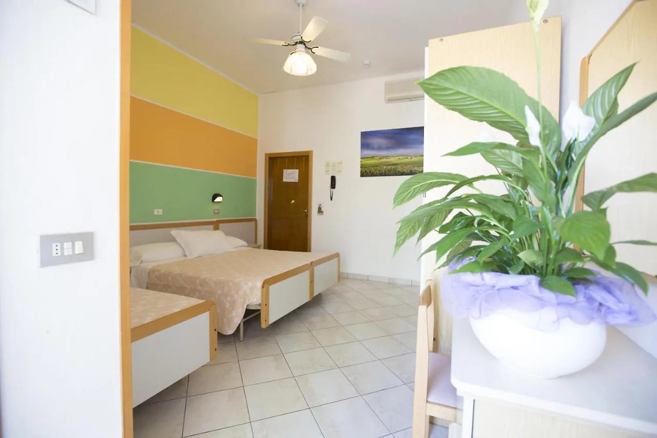 Hotel Desiree 3*, Cesenatico