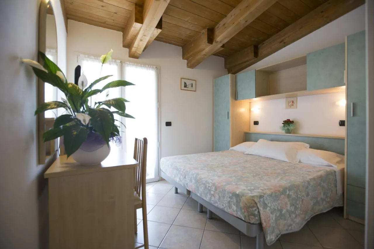 Hotel Desiree