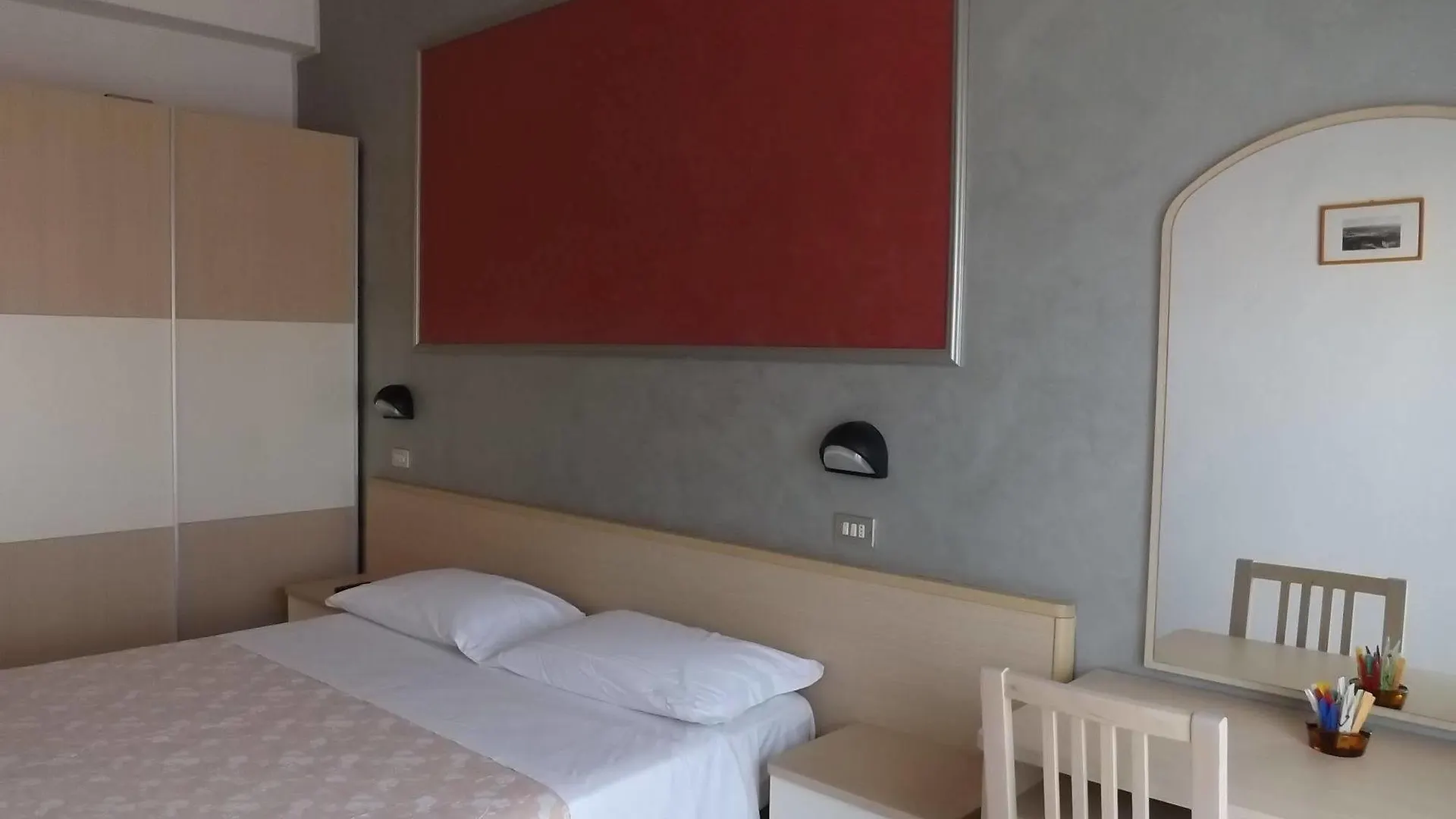 Hotel Desiree