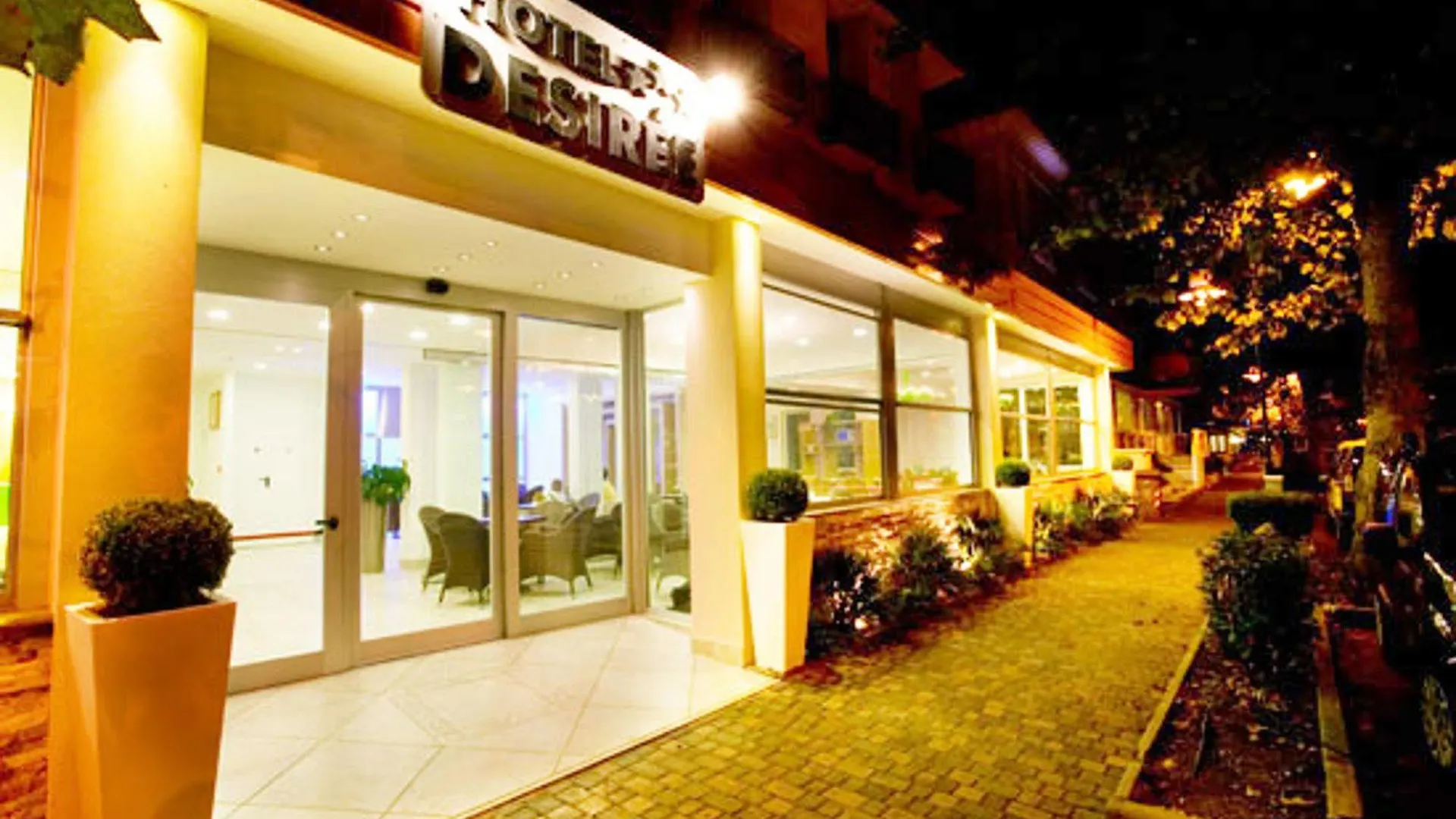 Hotel Desiree