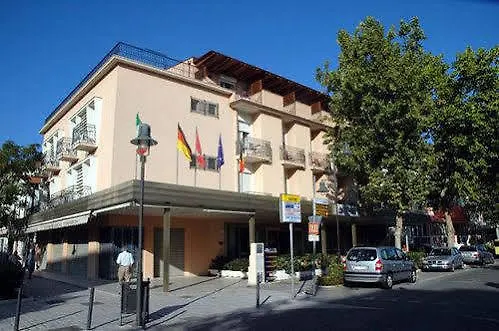 Hotel Desiree 3*, Cesenatico Italy
